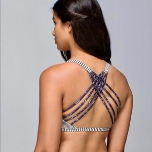 Lululemon Free to be Wild Sports Bra